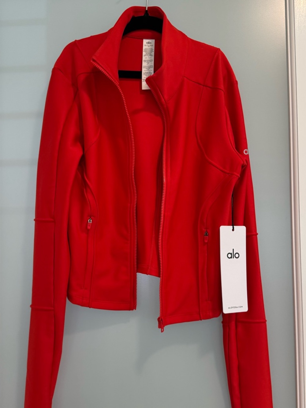 ALO Yoga Airlift Ignite Zip Up Jacket Bright Red Slim Zip Bomber - NEW WITH TAGS
